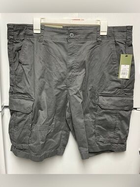Men's Dark Gray Cargo Shorts with Utility Pockets